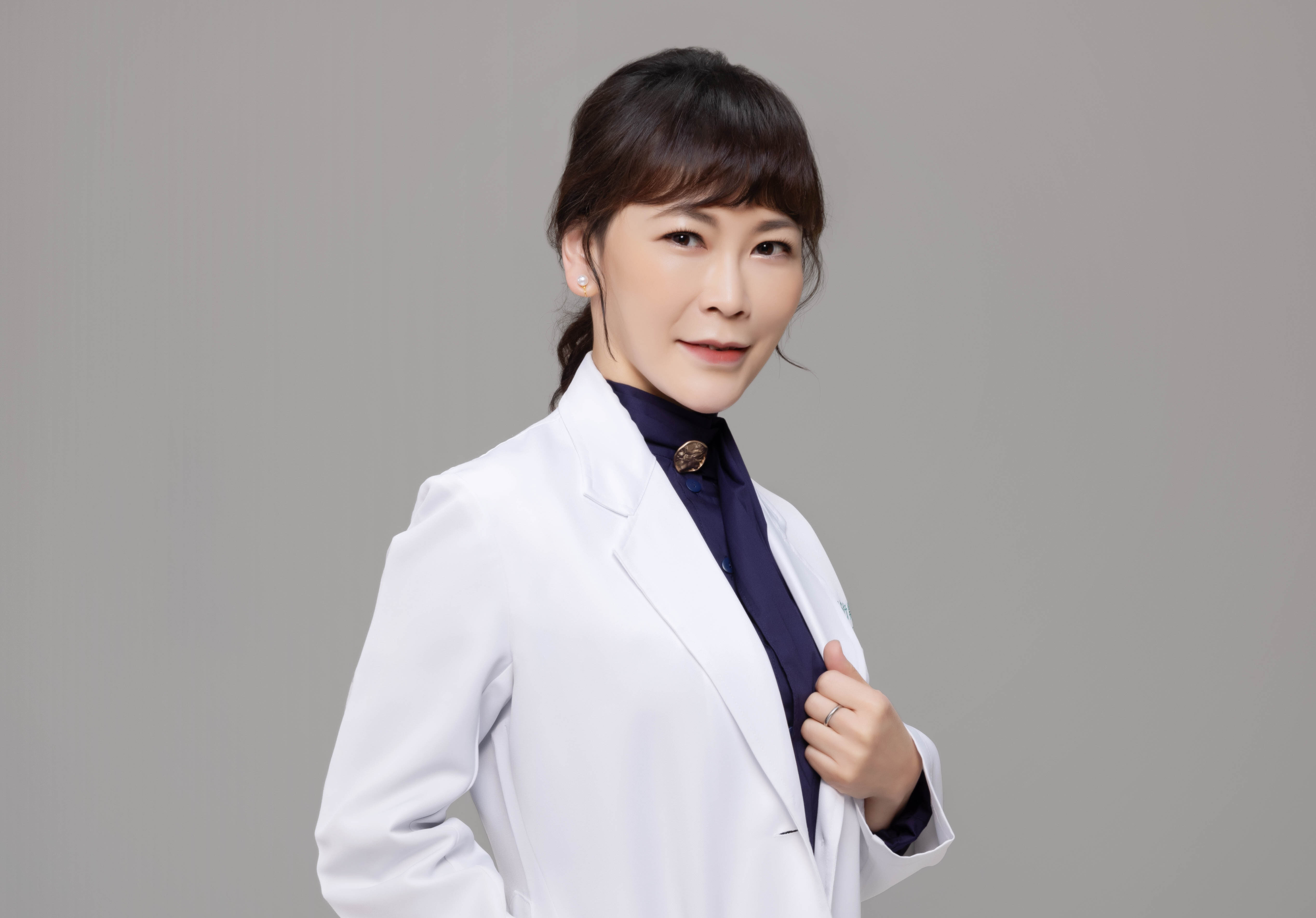 盧靜怡 院長