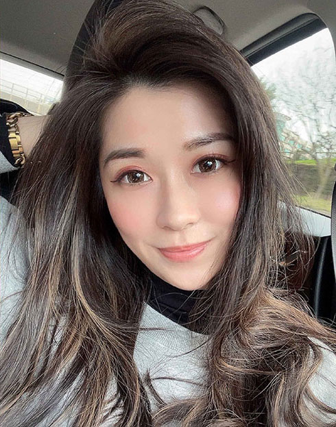 水飛梭術後底妝妝感好喜歡,皮膚從裡透亮的感覺看了心情真好~